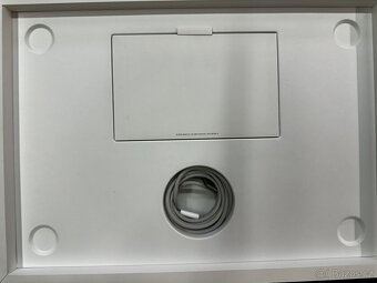 Macbook Air m3 15” - 8