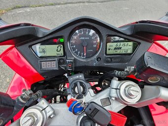 Honda VFR 800 VTEC - 8