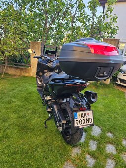 Yamaha t max 560 TECH MAX r.v.2023 - 8