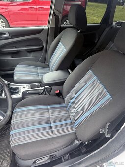 Ford Focus 1.6 - 8