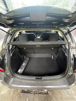 Mazda 2 HYBRID - 8