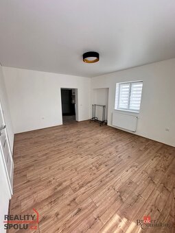 Pronájem, byty/2+1, 60 m2, Nábřeží Julia Fučíka 40, 50351 Ch - 8