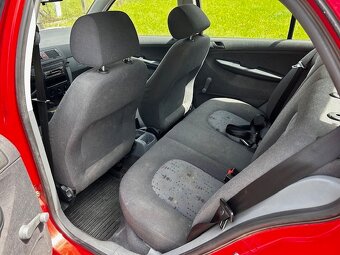 Škoda Fabia 1,4 MPi, 2002 - 8