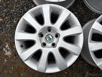 Alu original sada disku Škoda 5x112 7J ET37 R16 - 8