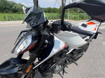 KTM 390 Duke - 8