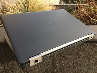 herní Dell Latitude E5570 - CPU i7-6820HQ a grafikou 2GB - 8