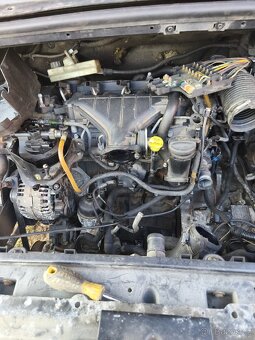 Citroen C4 grand Picasso - 8