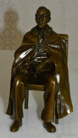 Bronzové sochy - Churchill, Roosevelt a Stalin - 8