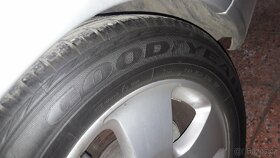 Nabídka W140, kompletní kola a 3 kusy disků na renovaci. - 8
