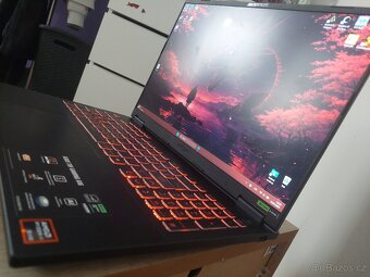 HERNÍ NOTEBOOK ASUS TUF A16 (RTX 4070, Ryzen AI 9 HX 370) - 8