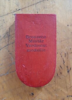 RU Signum Laudis v etui G.A.Scheid, FJI - 8