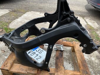 Rám s doklady na Honda CBR600RR PC37 05-06 - 8