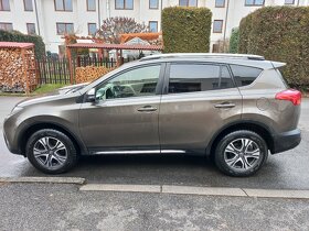 Prodám Toyota RAV4 - 8
