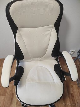 PC stůl a židle - 8