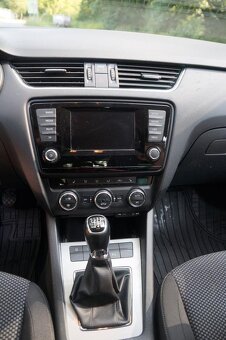 Octavia III combi 1.4 TSI multifunkce tažné výhřev sedacek - 8