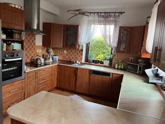 Kuchyňská linka do U + myčka Whirlpool (2roky) – skvělý stav - 8