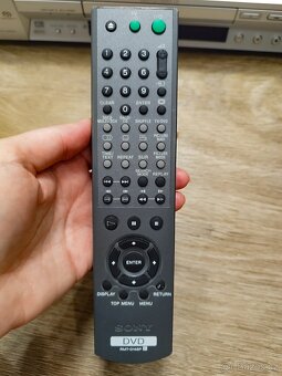 Sony DVP-NS705V Super Audio CD/DVD přehrávač - 8