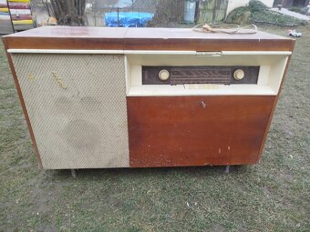 Stare radio s gramofonem - 8