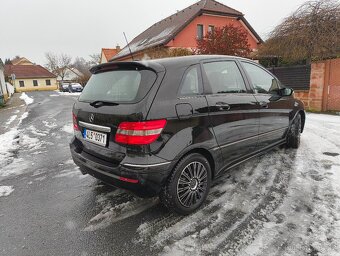 Mercedes-Benz B 200 benzín r.v 2005 elegance - 8