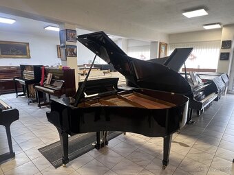 Značkový klavír ESSEX od Steinway & Sons se zárukou 5 let. - 8