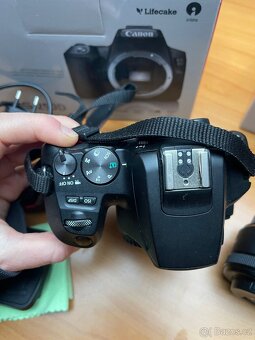 Canon 250D - 8