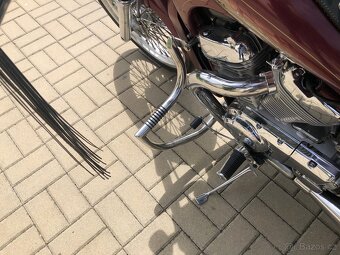 Suzuki Intruder VS400 - 8