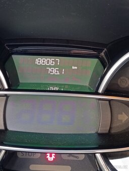 Renault Clio Grandtour - 8