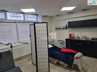 pronájem obchodu 100 m2 v Ostravě - 8