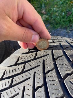 Prodám pneu 205/55r16 - 8