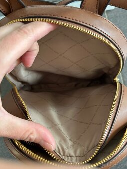 Michael Kors batoh - 8