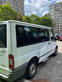 Ford transit TOURNEO-9 míst-2,2Tdci-85kw.r.v.2011 - 8