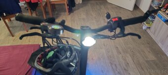 Elektrokoloběžka Kaabo Mantis 10 plus 2022 CZ edition - 8