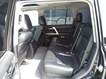 TOYOTA LAND CRUISER 200 4.5D V8 200kW - 8