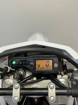Yamaha WR 125 - 8