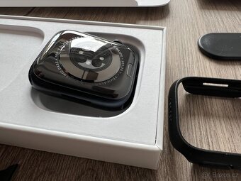 Apple Watch 7 cellular 45mm - NOVÉ - 8