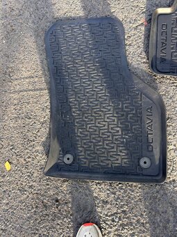 Prodám koberečky Škoda - 8