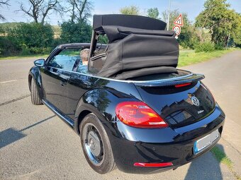 Volkswagen New Beetle Cabrio 1.6 limitovaná edice - 8