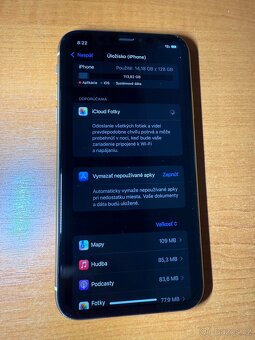 Apple iPhone XR 128GB - 8