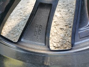 Originální alu kola na Tesla model 3 20" - 8