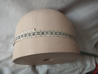 Dřevěná modistická forma na klobouky - 8