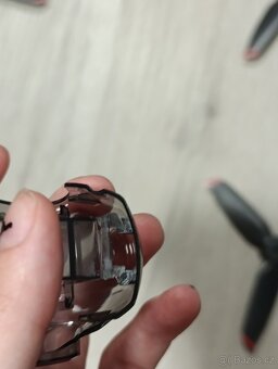 Dron DJI FPV - 8