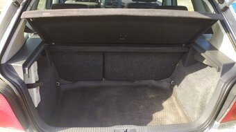 Prodám VW Polo 1.4 55kw. PŘI RYCHLÉM JEDNÁNÍ SLEVA - 8