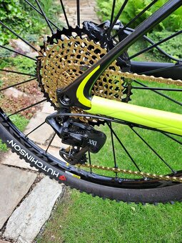 Špičkové XC kolo Canyon Lux Trail CF9.9 model 2019 - 8