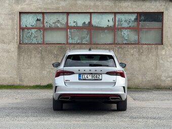 Škoda Octavia 4 RS iV Combi 180kW | 2022 | 79tisKm - 8