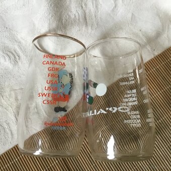 sklenice s obrazky 1973, sport, fotbal, histor. auta - 8