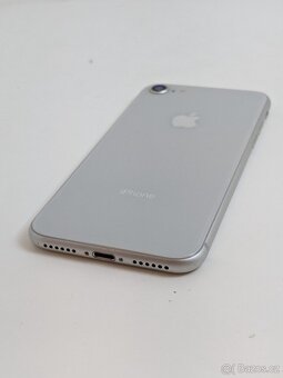 iPhone 8 64gb white. Top stav. Baterie 100%. Záruka 6 měsíců - 8