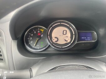 Renault Fluence Sportway 1.6 benzin 12/2012 - 8
