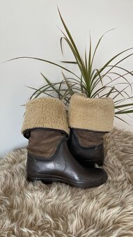 Hnědé kožené kozačky s bočním zipem vel.36 - 8