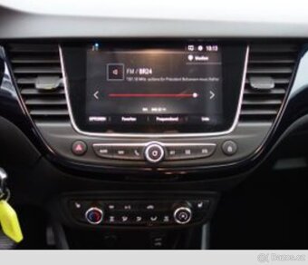 Opel Crossland X 1,2T 120let - 8