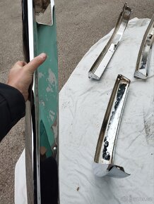 Škoda 100 110 nachromovane narazniky s vyrezom - 8